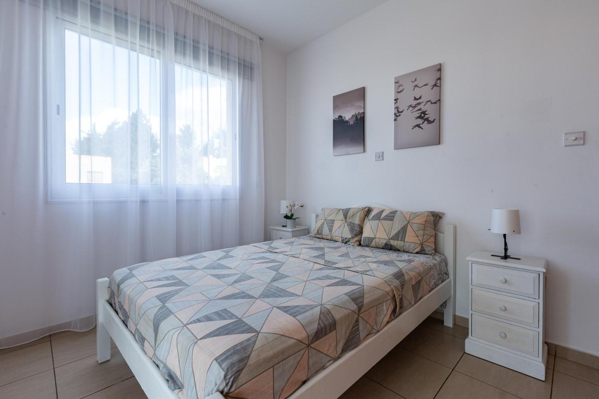 Apartment Beautiful 2 Bed In Cyprus Paphos