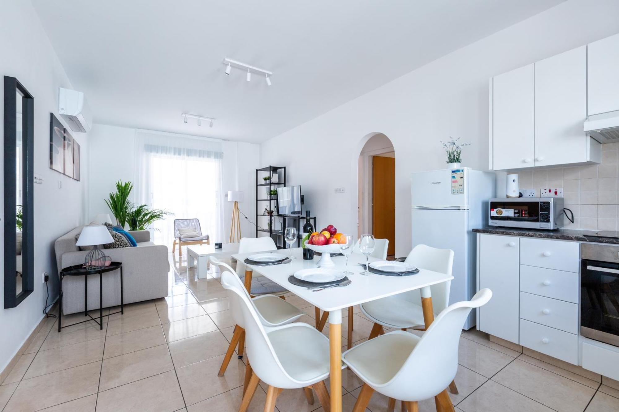 Beautiful 2 Bed In Cyprus Apartment
