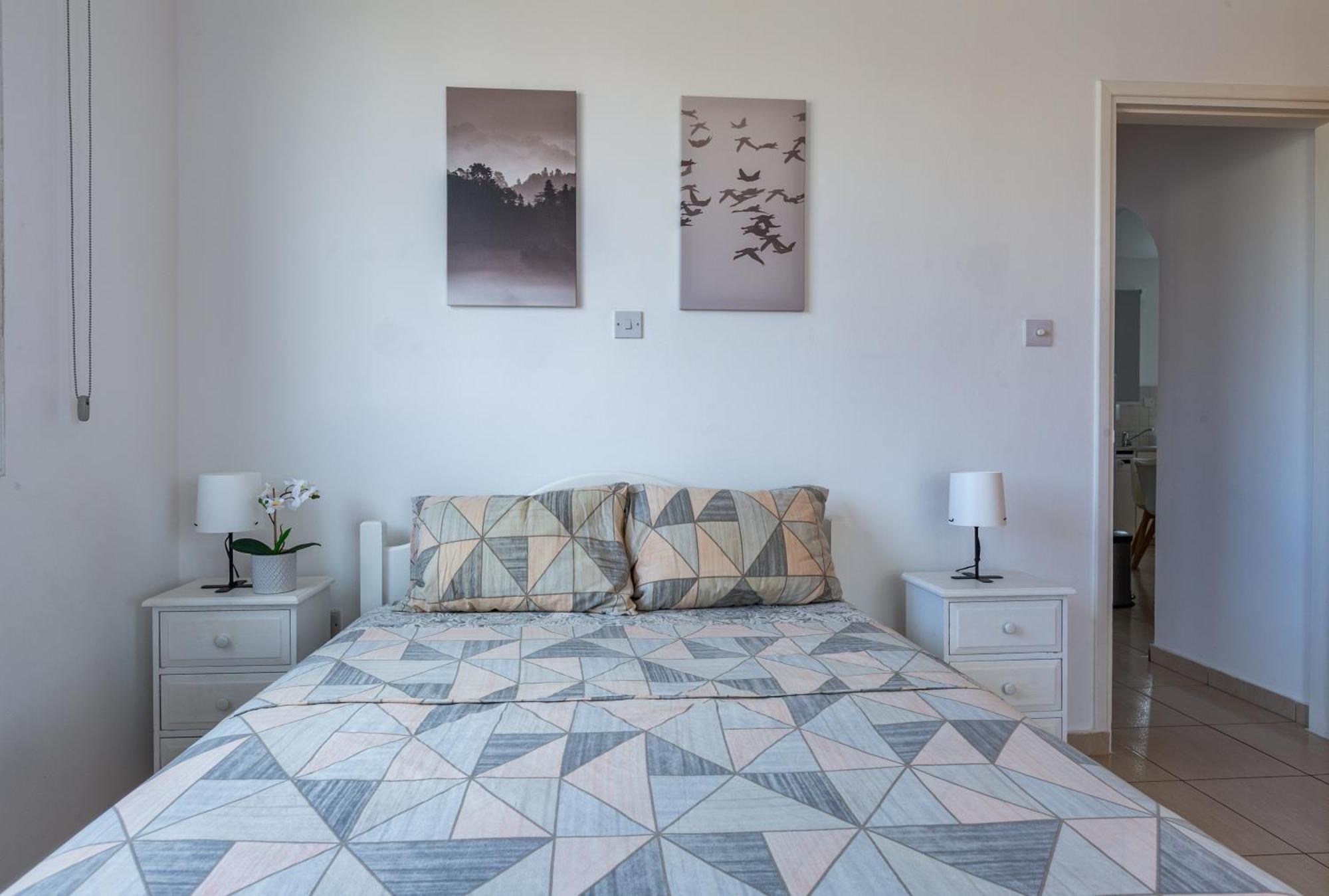 Beautiful 2 Bed In Cyprus Apartman Paphos