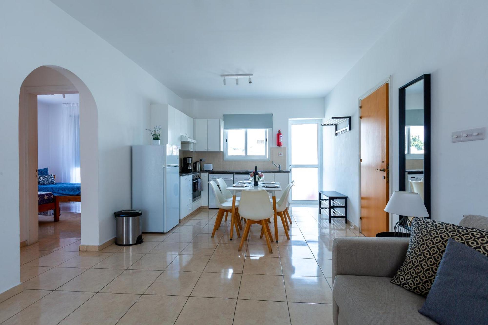 Beautiful 2 Bed In Cyprus Apartman *